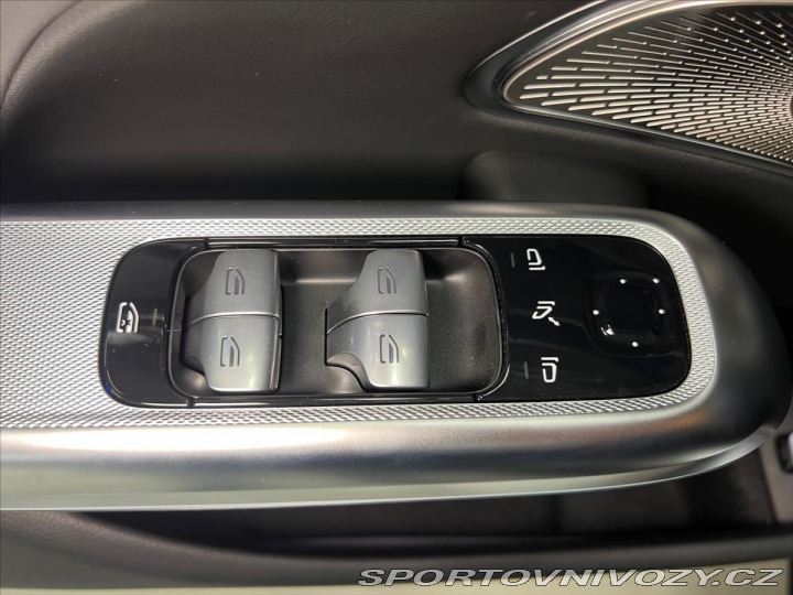 Mercedes-Benz E 220d 4M AMG, PANO,HYPER, 2025