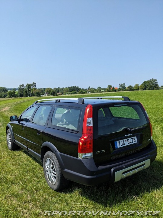 Volvo Ostatní modely XC70 2,5 2004