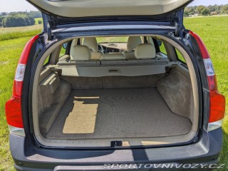 Volvo Ostatní modely XC70 2,5 2004