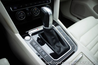 Volkswagen Ostatní modely Passat Variant Variant  2.0 TDI 176kw 4M 2015