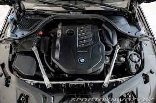 BMW 8 M840i (Odpočet DPH) 2021