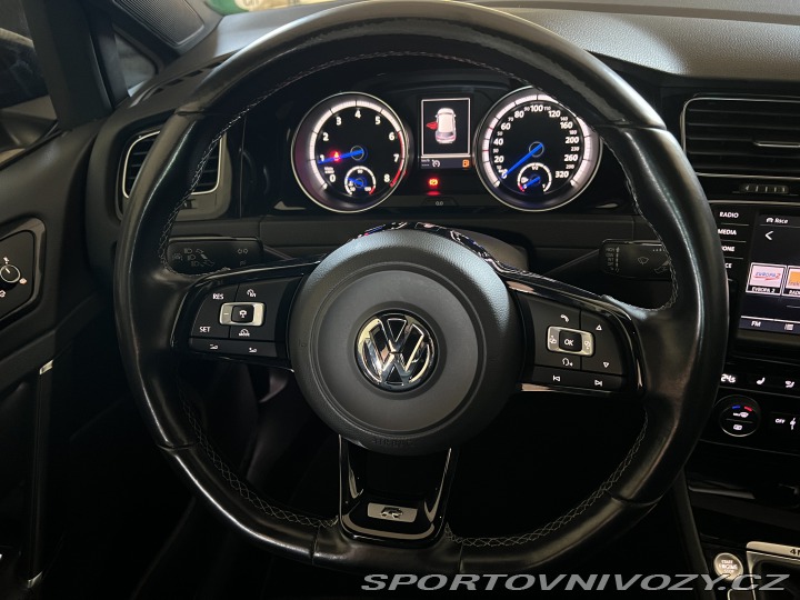 Volkswagen Golf R 4Motion 221kw manuál 2014