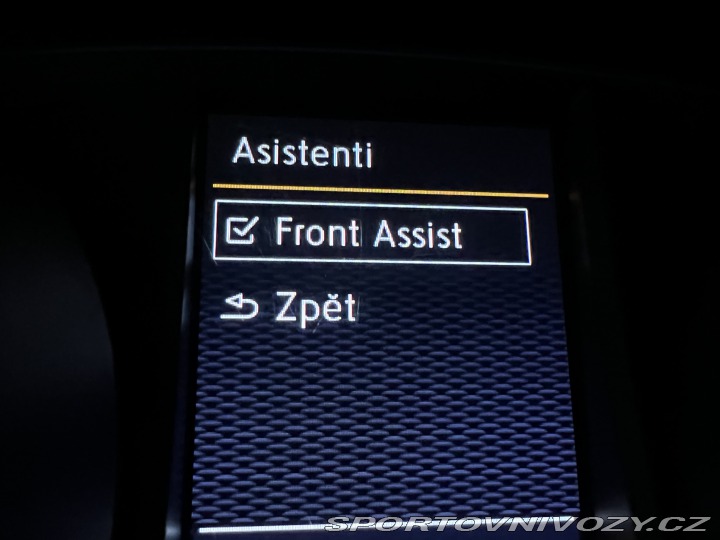 Volkswagen Golf R 4Motion 221kw manuál 2014