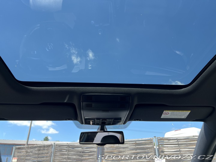 Volkswagen Golf R 4Motion 221kw manuál 2014