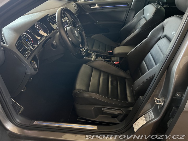 Volkswagen Golf R 4Motion 221kw manuál 2014