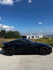 Aston Martin Vantage Aston Martin V8 Vantage 2012