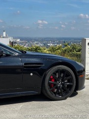 Aston Martin Vantage Aston Martin V8 Vantage 2012