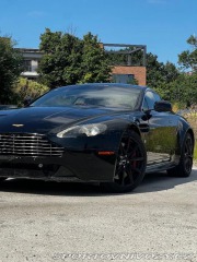 Aston Martin Vantage Aston Martin V8 Vantage 2012
