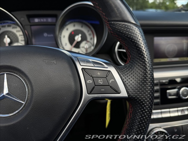 Mercedes-Benz SLK 250 AMG 2011