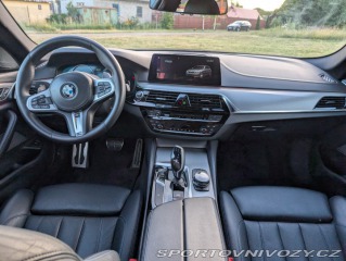 BMW 5 540i xDrive Mpaket 400PS 2018