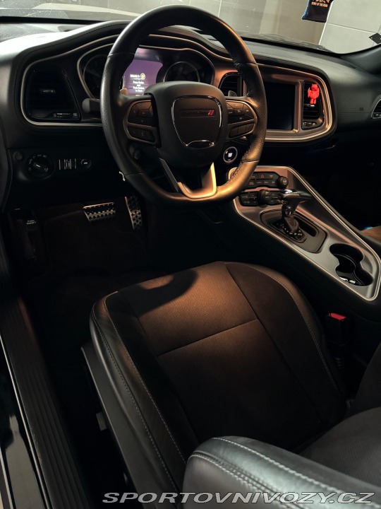 Dodge Challenger 2020