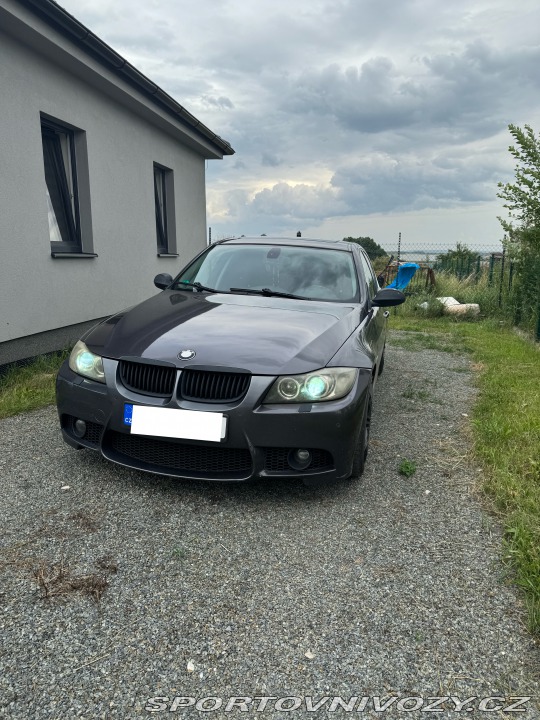 BMW 3 330i 2005