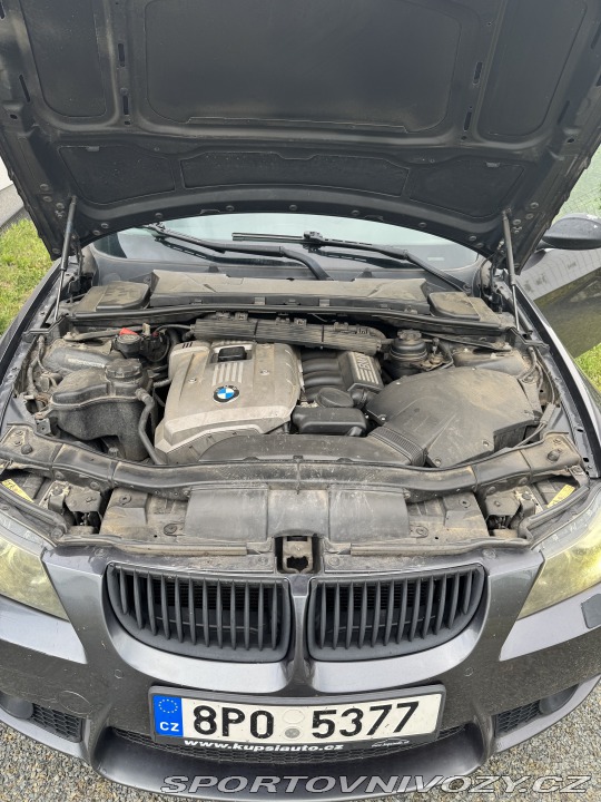BMW 3 330i 2005