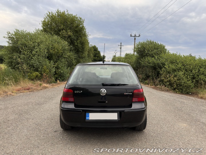 Volkswagen Golf 2.3 V5 125kW 4Motion 6man 2001