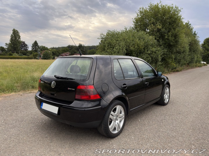 Volkswagen Golf 2.3 V5 125kW 4Motion 6man 2001
