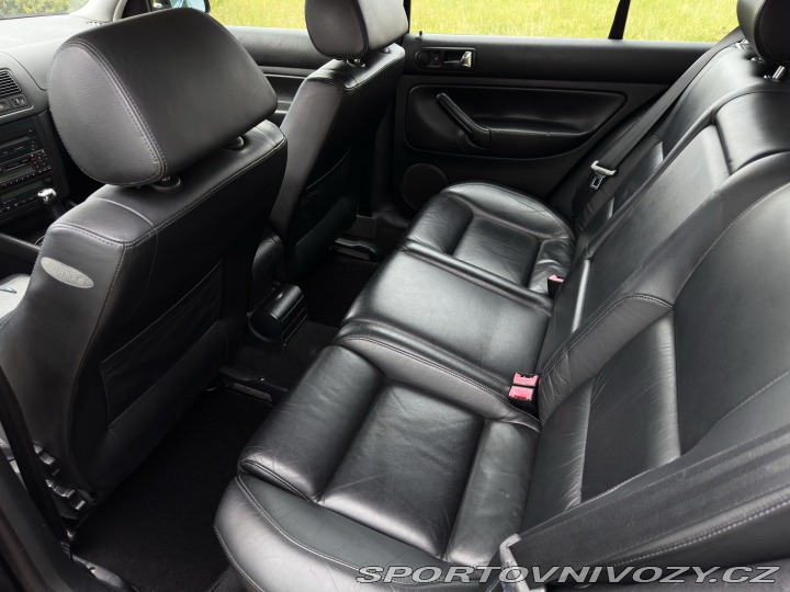 Volkswagen Golf 2.3 V5 125kW 4Motion 6man 2001