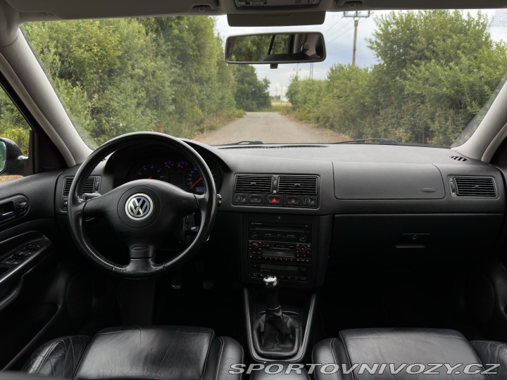 Volkswagen Golf 2.3 V5 125kW 4Motion 6man 2001