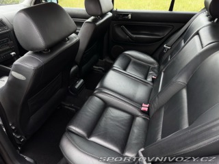 Volkswagen Golf 2.3 V5 125kW 4Motion 6man 2001