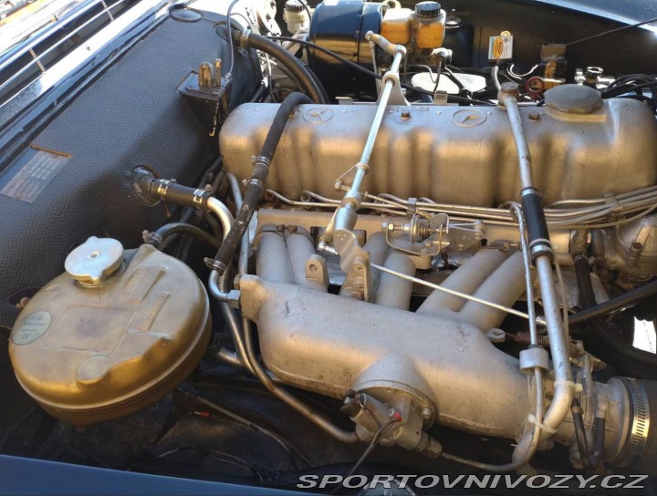 Mercedes-Benz SL 230 SL Pagode W113 1965