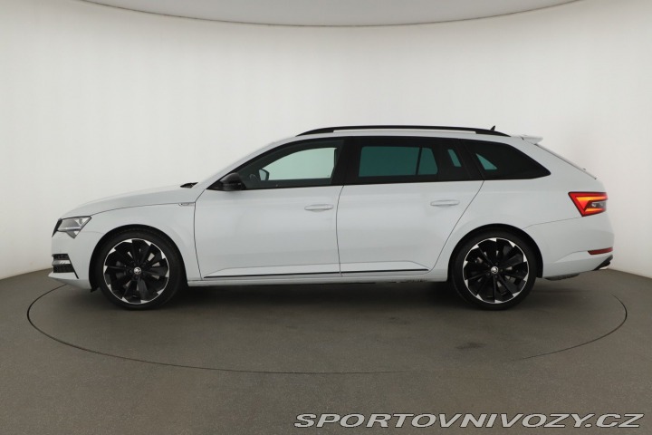 Škoda Superb Sportline 2.0 TSI 2024