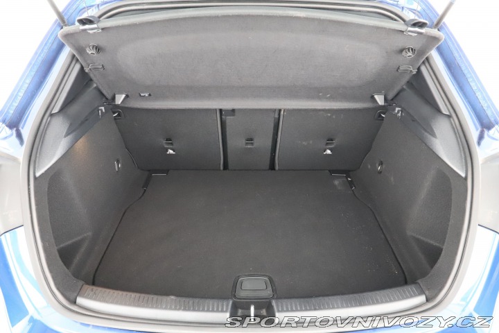 Mercedes-Benz A AMG Line A 180 2024