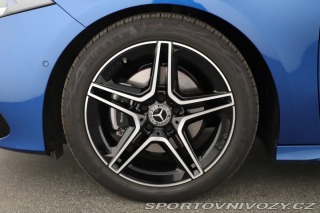 Mercedes-Benz A AMG Line A 180 2024