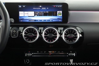 Mercedes-Benz A AMG Line A 180 2024