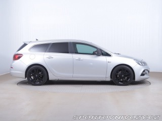 Opel Astra 2.0 BiCDTI 2015