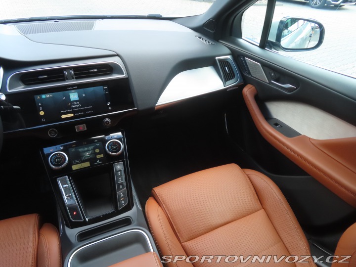 Jaguar I-Pace EV400 2021