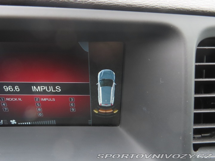 Volvo V60 D6 Plug-in Hybrid 2015