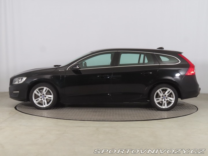 Volvo V60 D6 Plug-in Hybrid 2015