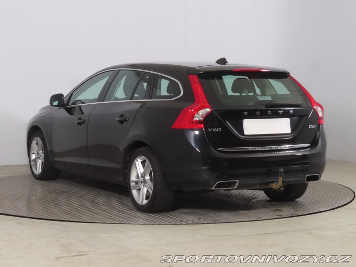 Volvo V60 D6 Plug-in Hybrid 2015