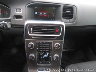 Volvo V60 D6 Plug-in Hybrid 2015