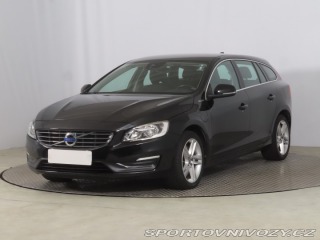 Volvo V60 D6 Plug-in Hybrid 2015