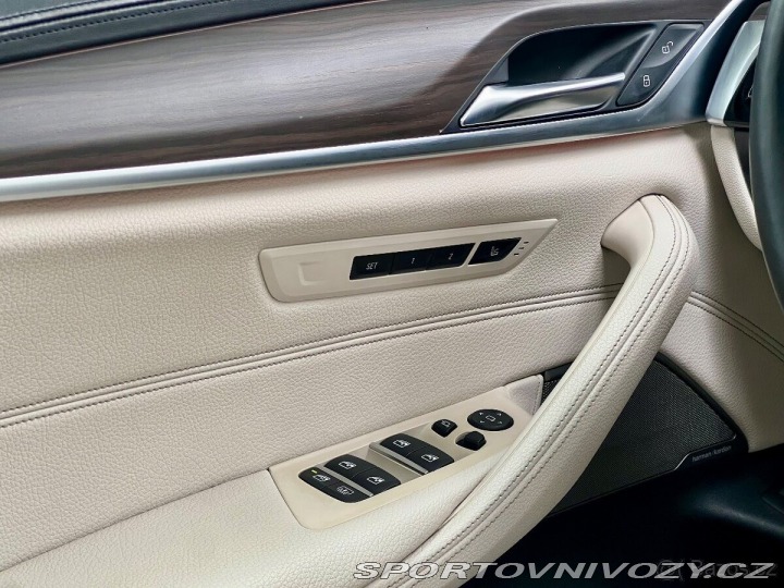 BMW 5 4,4 550i 2017 M / xDriv 2017