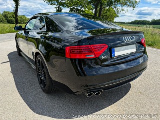Audi A5 quattro S-Line 2015