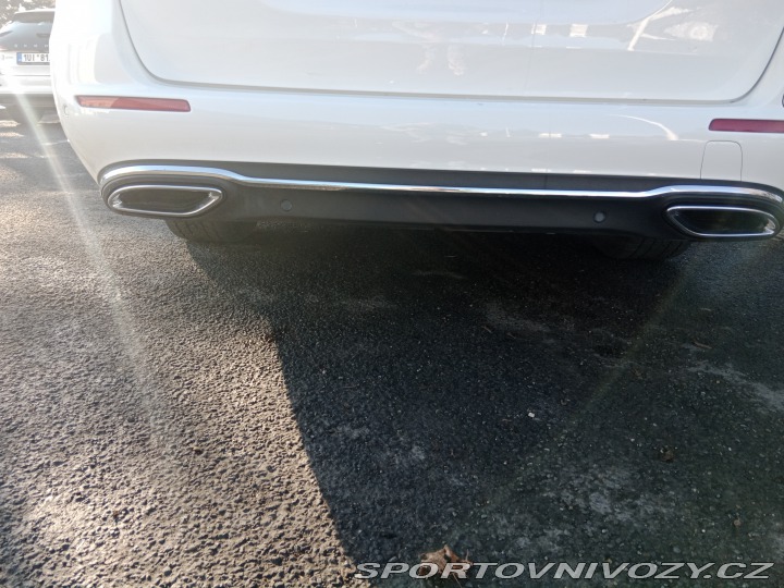 Mercedes-Benz E Plugin hybrid 300de 2020