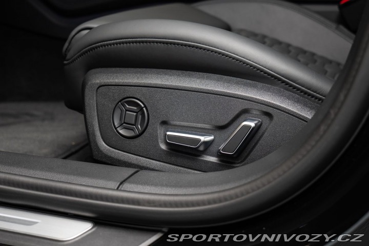 Audi RS6 Avant 2024