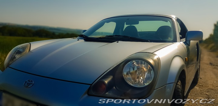 Toyota MR2 Kabrio+pevná střecha 2000