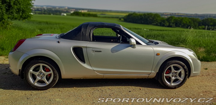 Toyota MR2 Kabrio+pevná střecha 2000