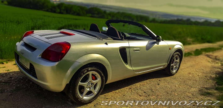 Toyota MR2 Kabrio+pevná střecha 2000