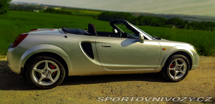 Toyota MR2 Kabrio+pevná střecha 2000
