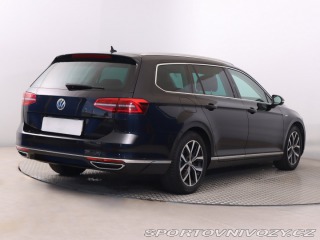 Volkswagen Ostatní modely Passat Trendline 2.0 BiTDI 2016