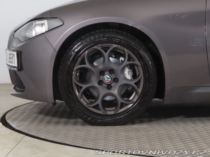 Alfa Romeo Giulia 2.0 Turbo 2019