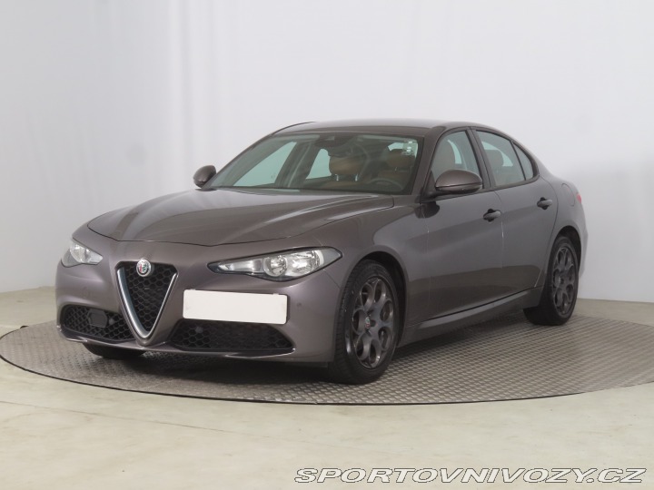 Alfa Romeo Giulia 2.0 Turbo 2019