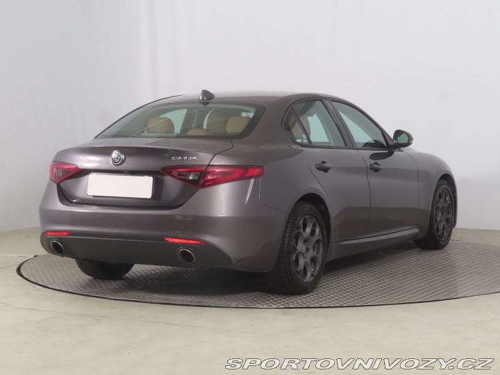 Alfa Romeo Giulia 2.0 Turbo 2019
