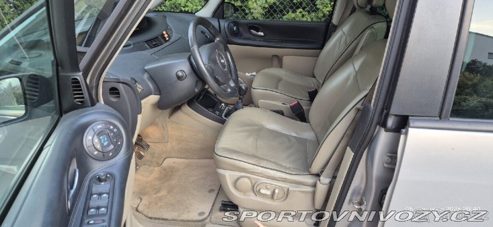 Renault Ostatní modely Grand Espace 2,0 dCi 125kW 2009