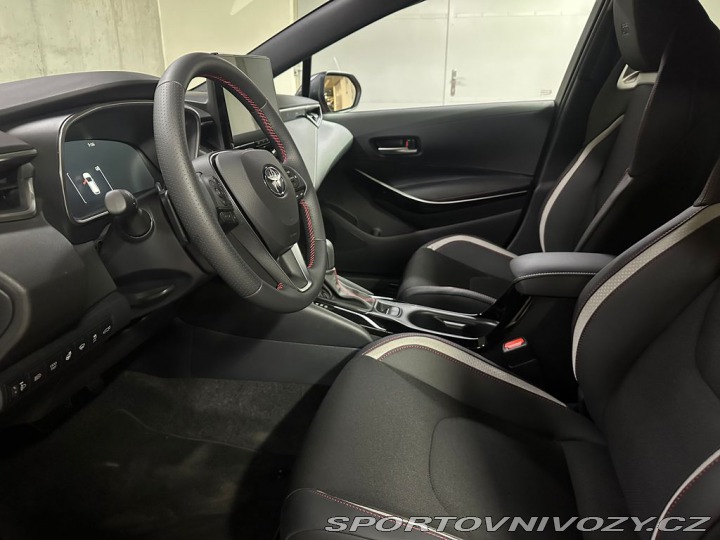 Toyota Corolla 2.0, Hybride-CVT, GR,Spor 2026