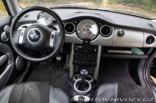 Mini One  2002