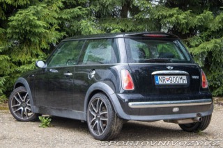 Mini One  2002